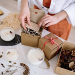 Какой подарок сделать девушке на расстоянии
